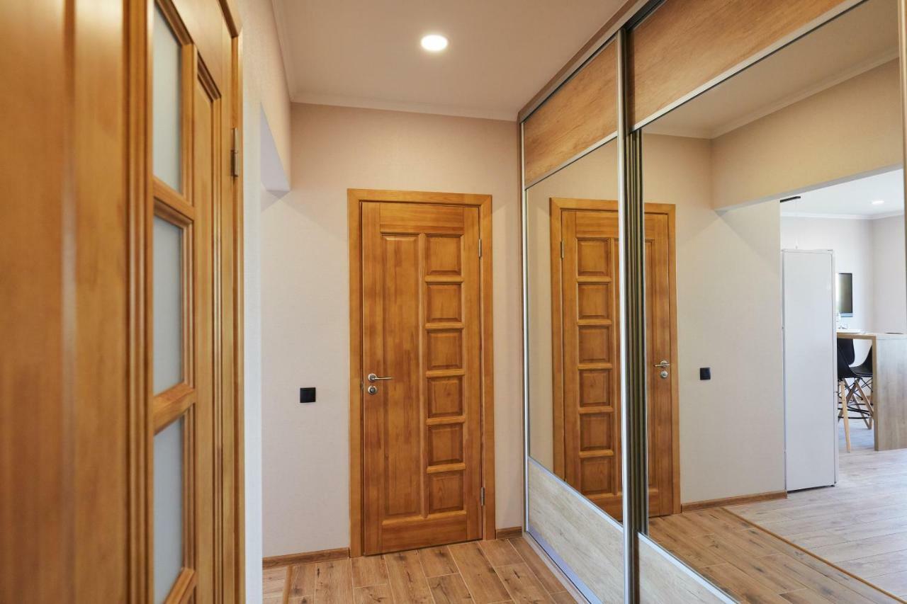 Paulmarie Apartments On Mayakovskogo Mińsk Zewnętrze zdjęcie